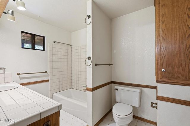 963 Jungfrau Drive, Crestline, CA 92325