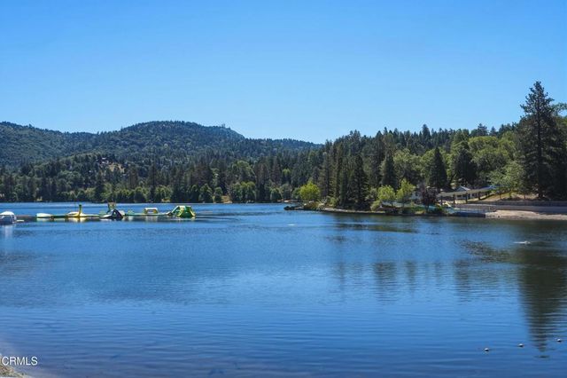 963 Jungfrau Drive, Crestline, CA 92325