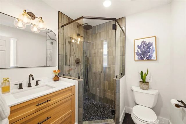 2041 Lupin Street, Simi Valley, CA 93065