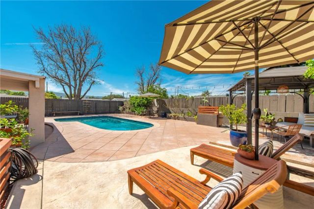 2041 Lupin Street, Simi Valley, CA 93065