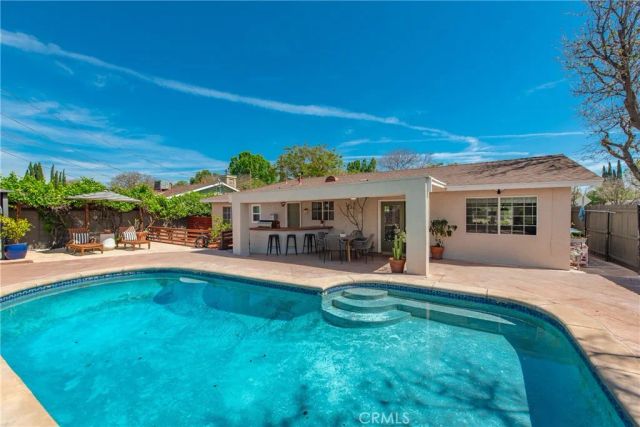 2041 Lupin Street, Simi Valley, CA 93065