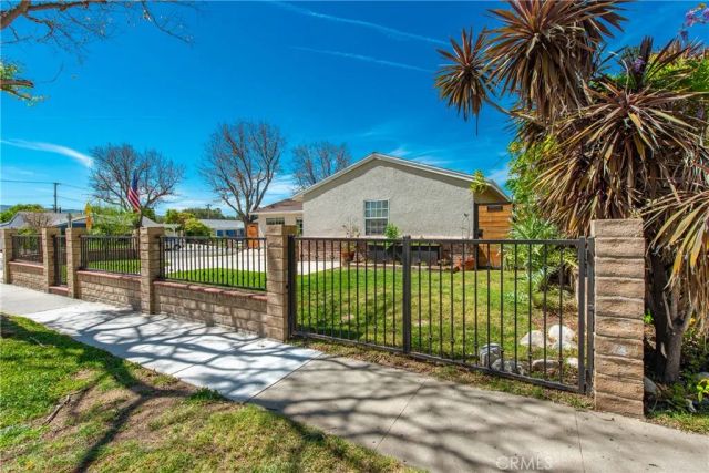 2041 Lupin Street, Simi Valley, CA 93065