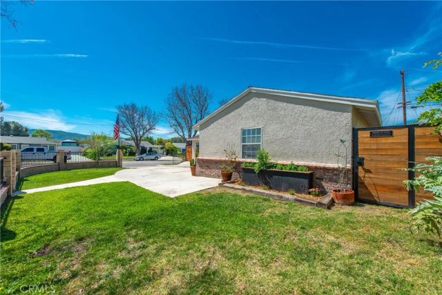 2041 Lupin Street, Simi Valley, CA 93065