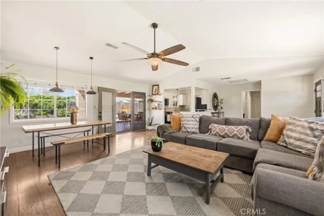 2041 Lupin Street, Simi Valley, CA 93065