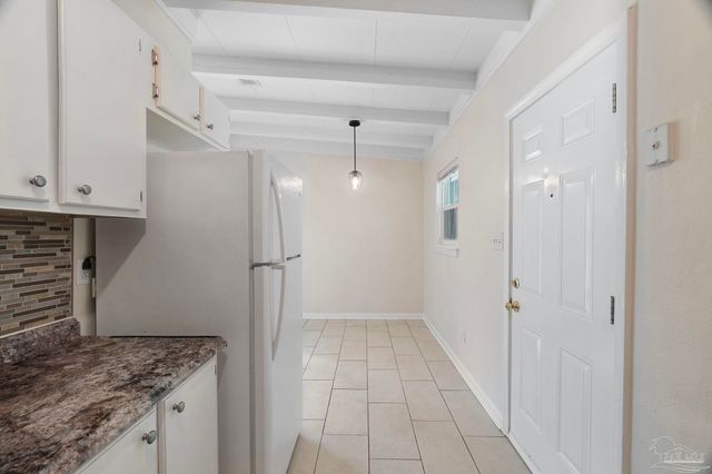 202 Emerald Ave, Pensacola, FL 32505