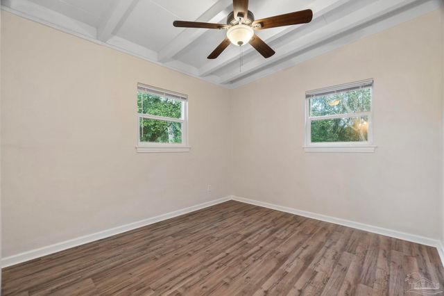 202 Emerald Ave, Pensacola, FL 32505