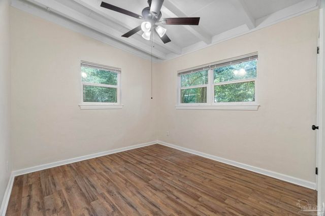 202 Emerald Ave, Pensacola, FL 32505