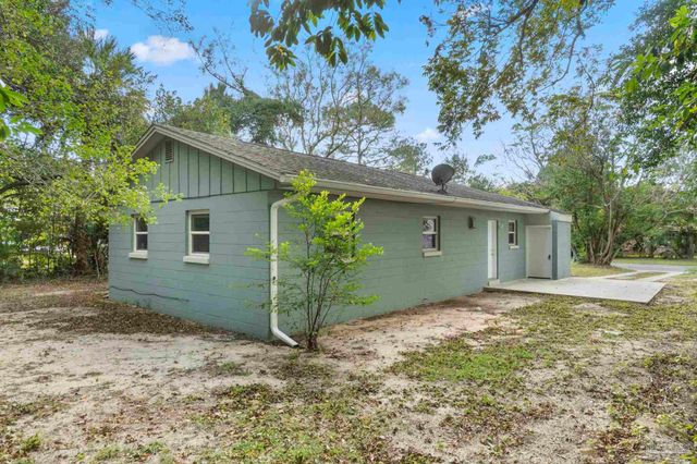 202 Emerald Ave, Pensacola, FL 32505
