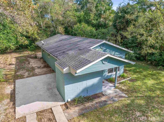 202 Emerald Ave, Pensacola, FL 32505