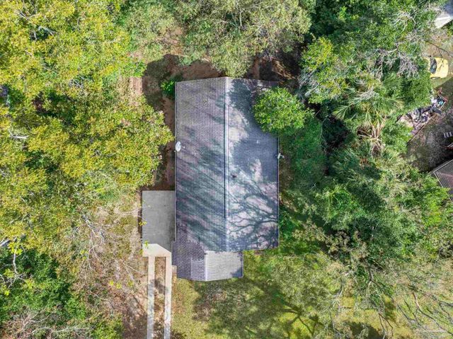 202 Emerald Ave, Pensacola, FL 32505