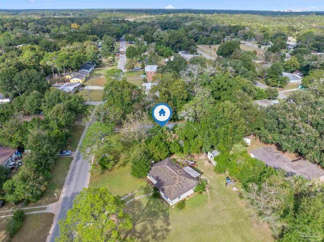 202 Emerald Ave, Pensacola, FL 32505