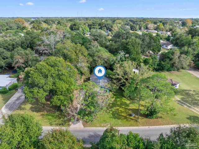 202 Emerald Ave, Pensacola, FL 32505