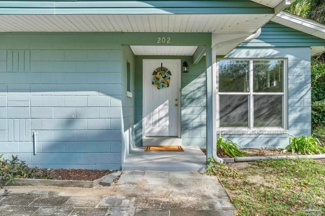 202 Emerald Ave, Pensacola, FL 32505