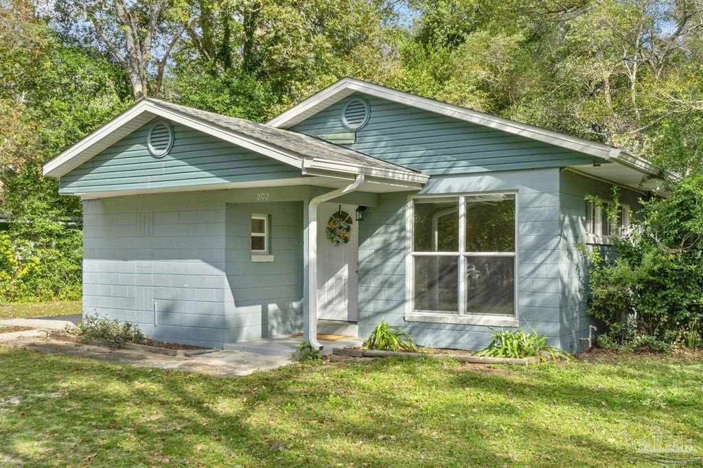 202 Emerald Ave, Pensacola, FL 32505