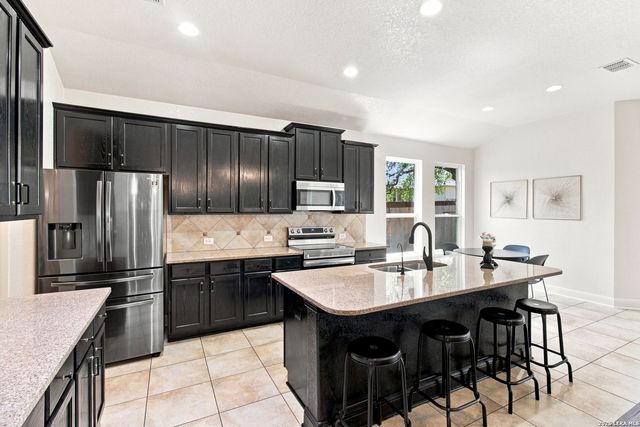 272 Flint Road, Cibolo, TX 78108