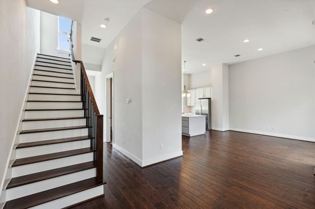 843 W 23rd Street B, Houston, TX 77008