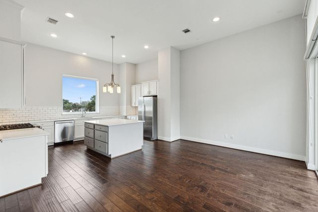 843 W 23rd Street B, Houston, TX 77008