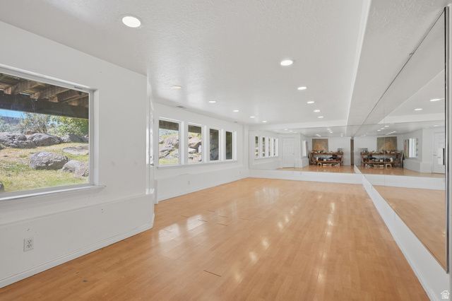 271 W GOLDEN HARVEST RD, Draper, UT 84020