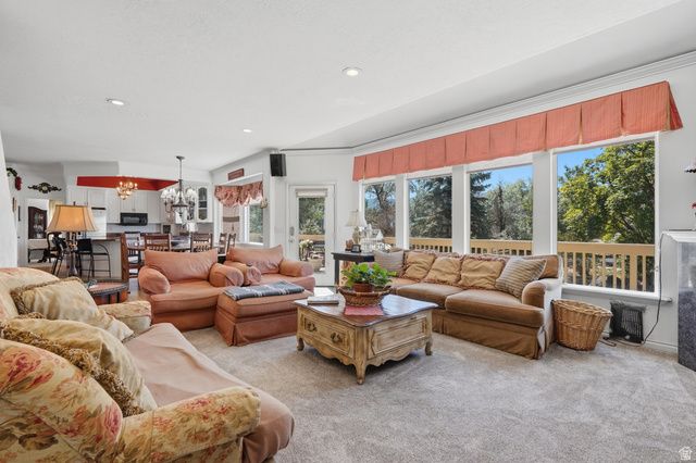 271 W GOLDEN HARVEST RD, Draper, UT 84020