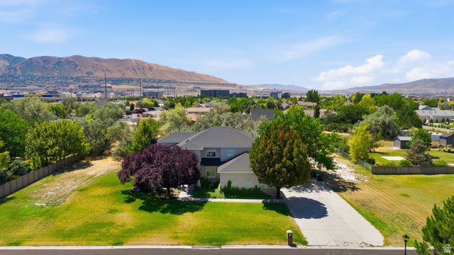 271 W GOLDEN HARVEST RD, Draper, UT 84020