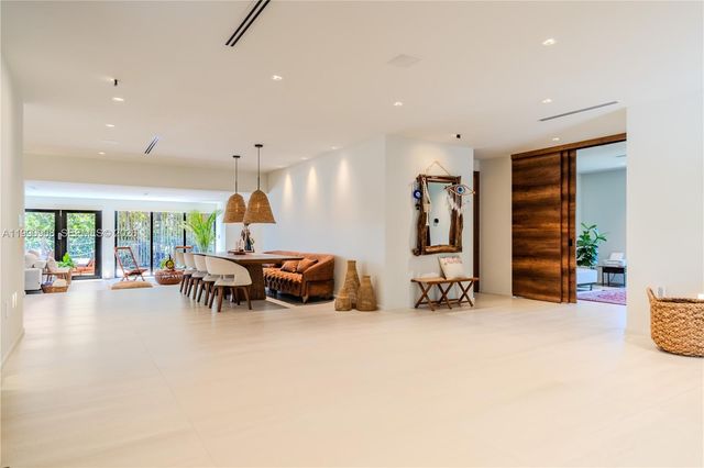 11450 N Bayshore Dr, North Miami, FL 33181