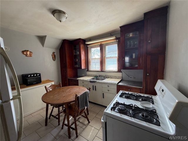 29 Melrose Street, Buffalo, NY 14220