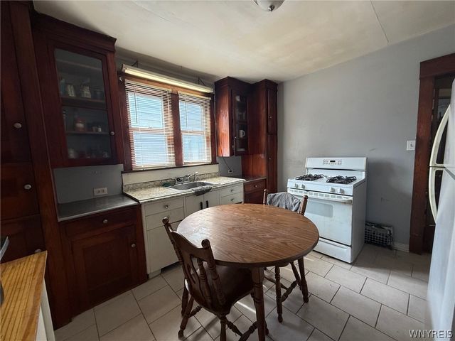 29 Melrose Street, Buffalo, NY 14220