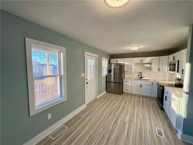 1644 S 44 Street, Kansas City, KS 66106