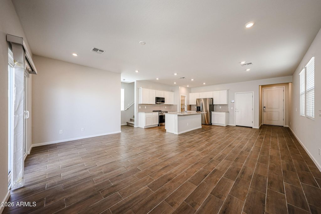 17386 W VILLA HERMOSA Lane, Surprise, AZ 85387 — photo 3