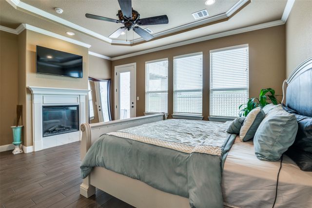 1208 Tulip Court, Grand Prairie, TX 75104
