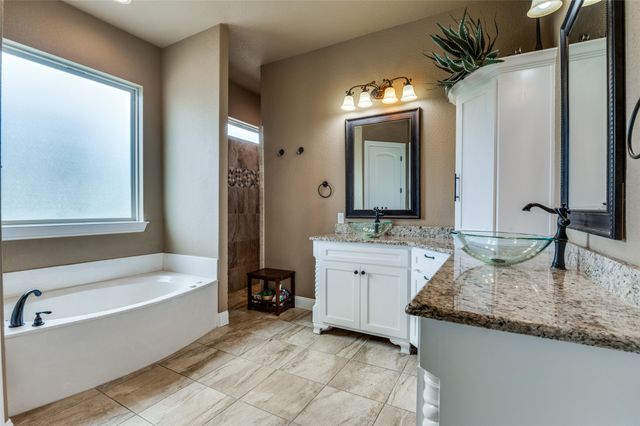 1208 Tulip Court, Grand Prairie, TX 75104