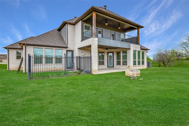 1208 Tulip Court, Grand Prairie, TX 75104