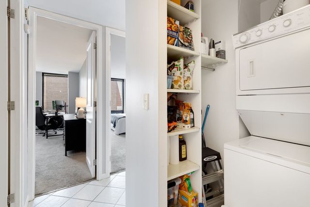 444 W Fullerton Parkway 603, Chicago, IL 60614