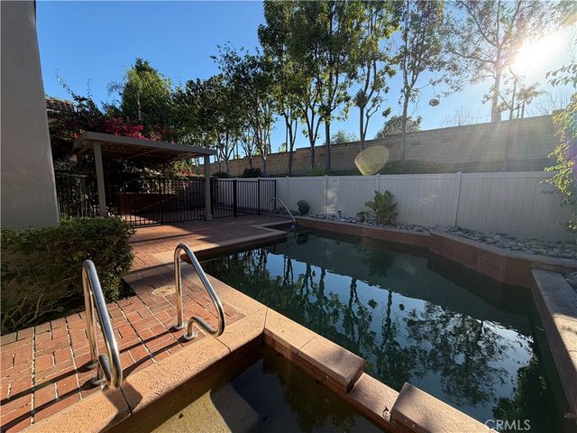 26711 Sierra Vista, Mission Viejo, CA 92692