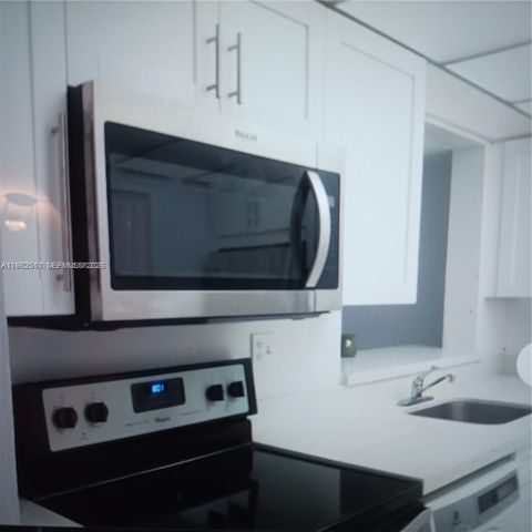 8650 SW 133rd Ave Rd 116, Miami, FL 33183