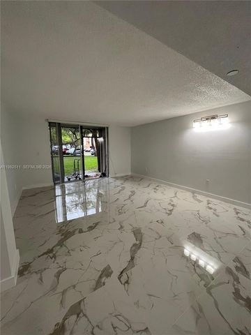 8650 SW 133rd Ave Rd 116, Miami, FL 33183