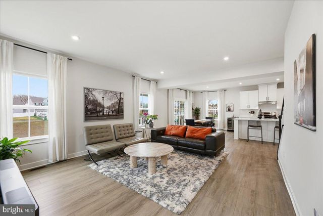 17 SEQUOIA CT, Williamstown, NJ 08094