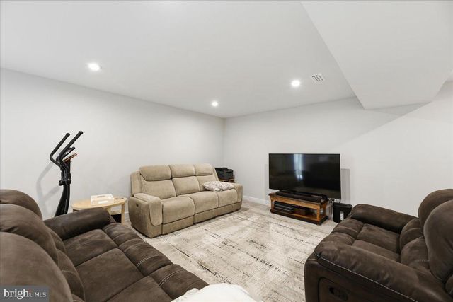 17 SEQUOIA CT, Williamstown, NJ 08094