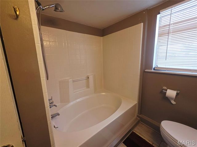 30 W Patterson Street, Mascoutah, IL 62258