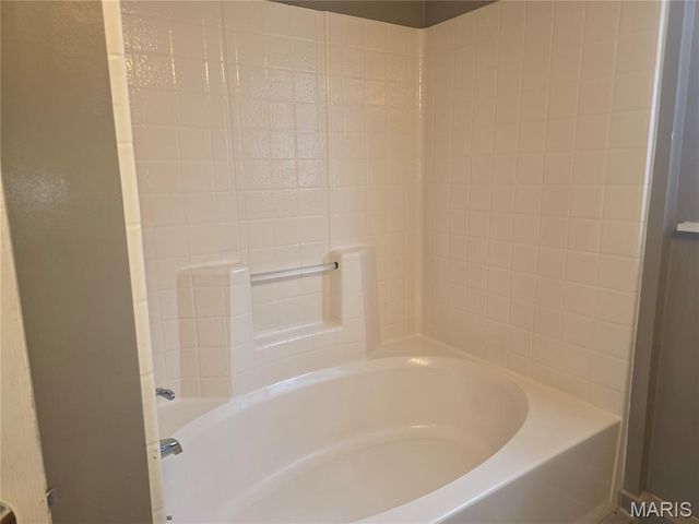 30 W Patterson Street, Mascoutah, IL 62258