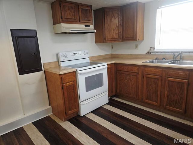 30 W Patterson Street, Mascoutah, IL 62258