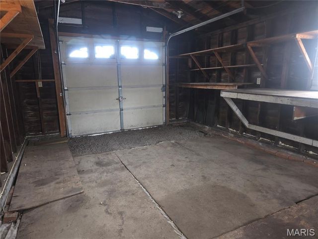 30 W Patterson Street, Mascoutah, IL 62258