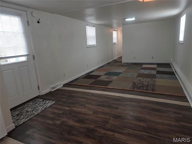 30 W Patterson Street, Mascoutah, IL 62258