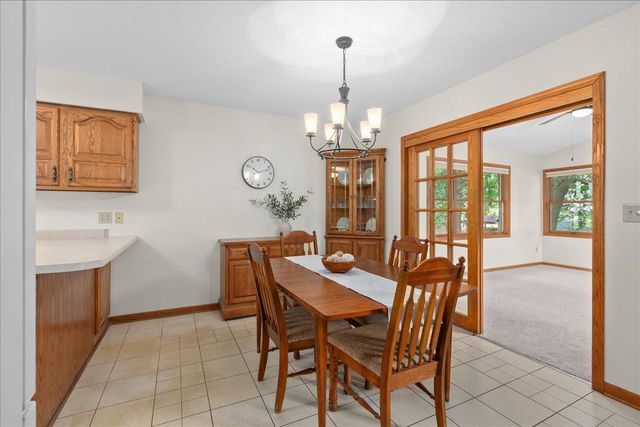 908 Bluebird Court N, North Hudson, WI 54016