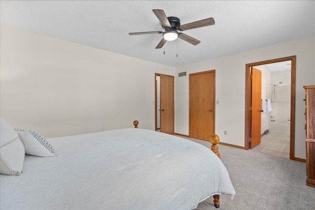 908 Bluebird Court N, North Hudson, WI 54016