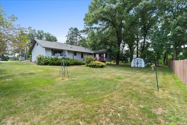 908 Bluebird Court N, North Hudson, WI 54016