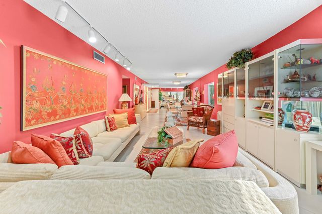 5779 Spindle Palm Court A, Delray Beach, FL 33484