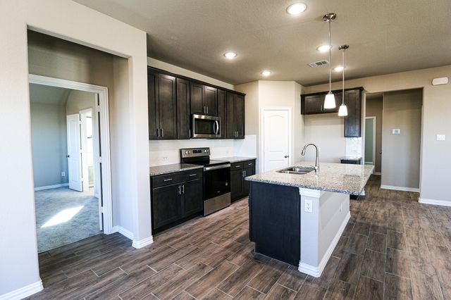 504 Lakeway Lane, Justin, TX 76247