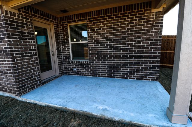 504 Lakeway Lane, Justin, TX 76247
