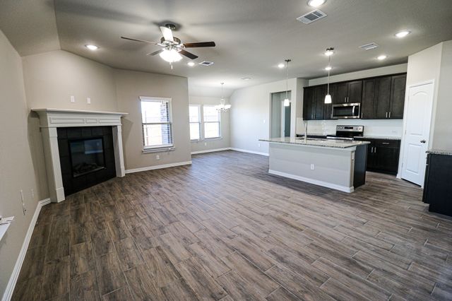 504 Lakeway Lane, Justin, TX 76247